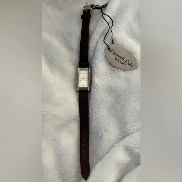 NWT Authentic Vintage Kenneth Cole 2-Tone Stainless Steel Watch w/Leather KC2152 - Picture 4 of 16